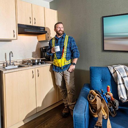 Accent Inns Vancouver Airport Richmond Bagian luar foto