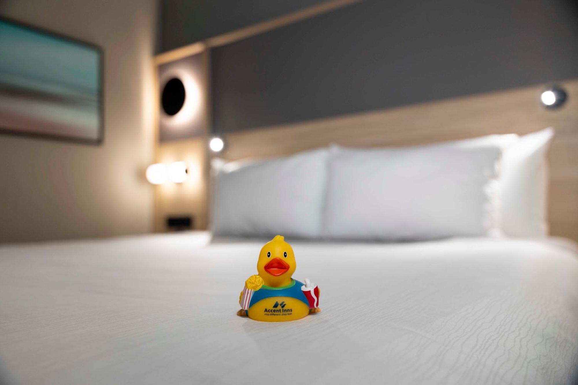 Accent Inns Vancouver Airport Richmond Bagian luar foto