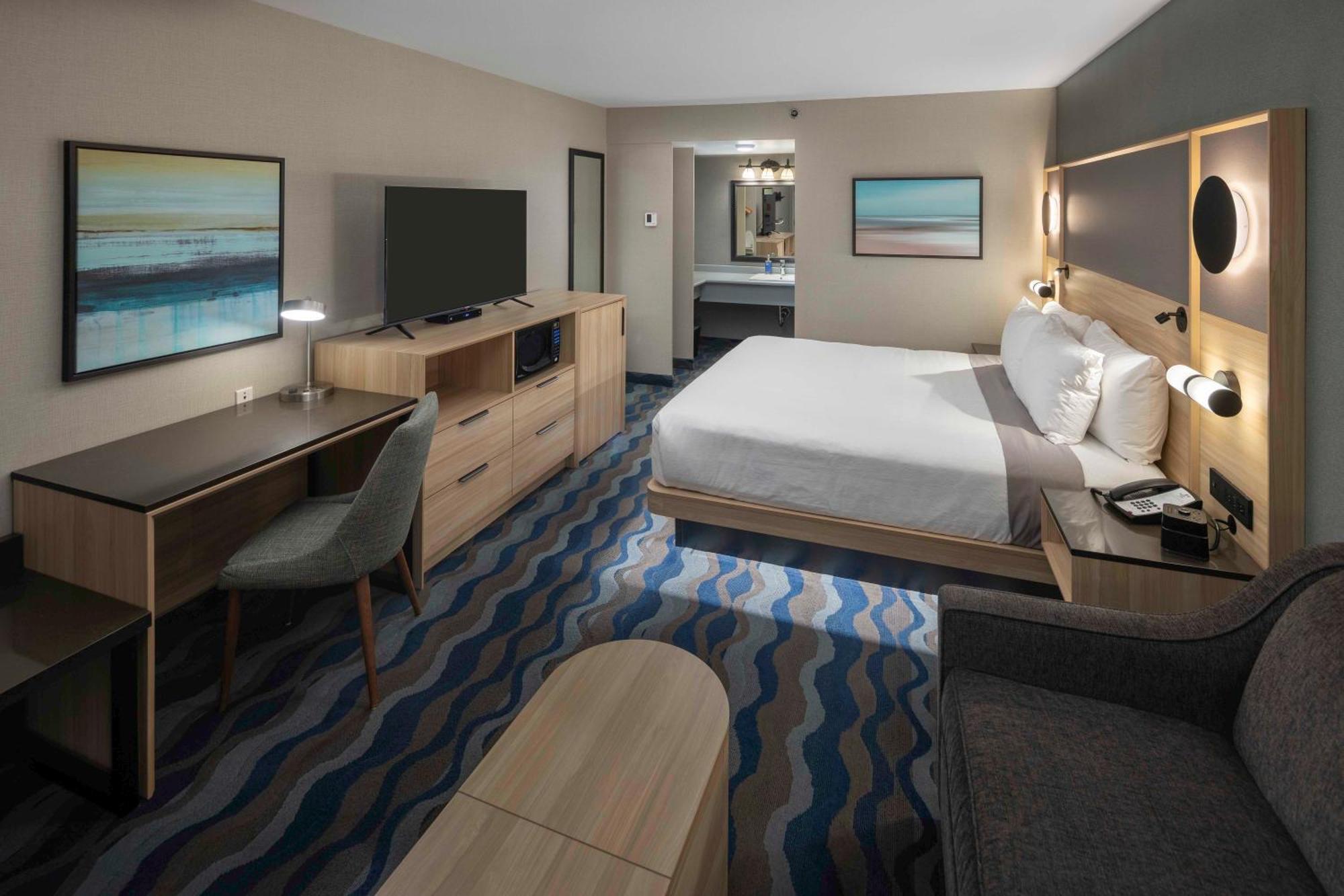 Accent Inns Vancouver Airport Richmond Bagian luar foto
